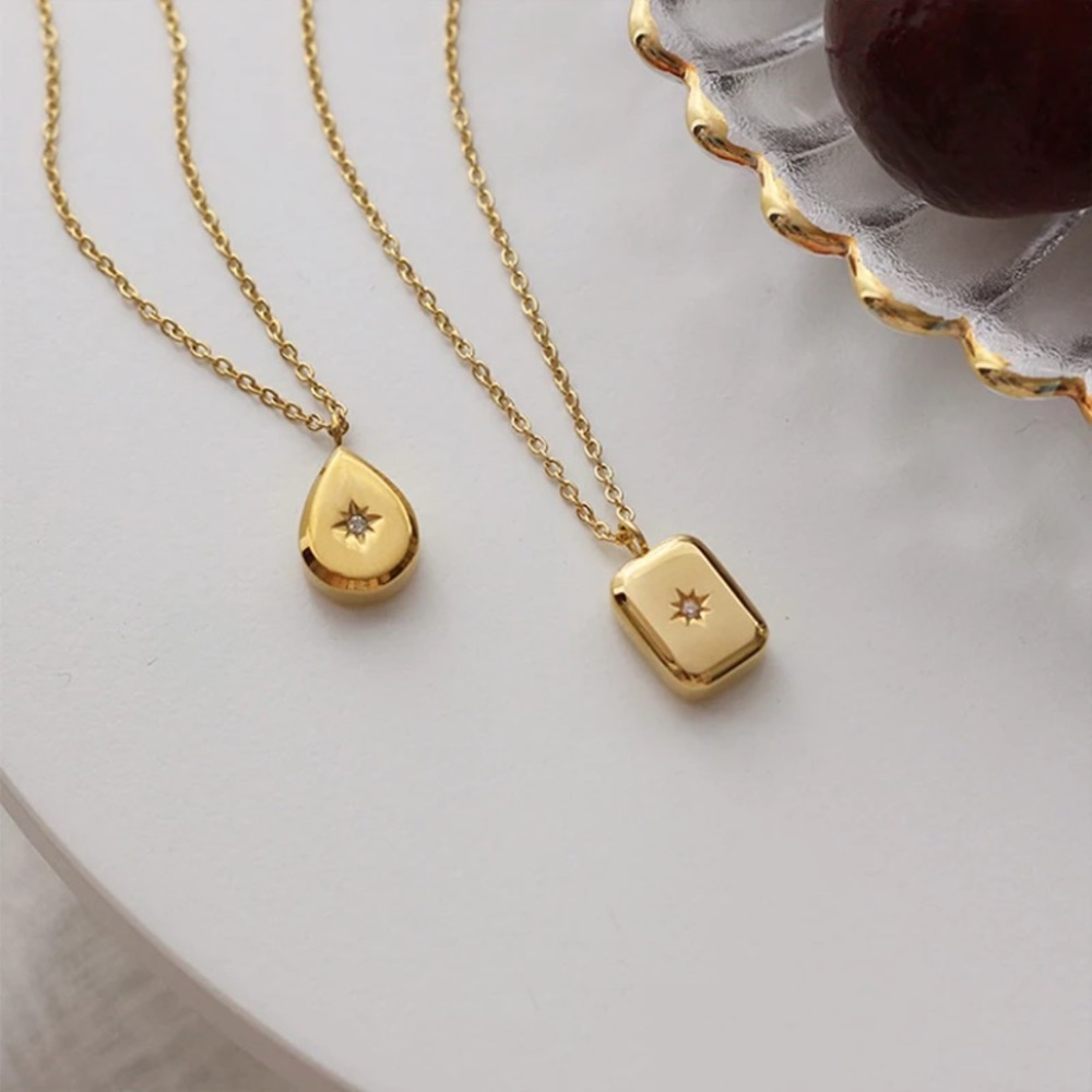 Star pendant rectangle necklace 18k gold plated - Picture 7 of 7